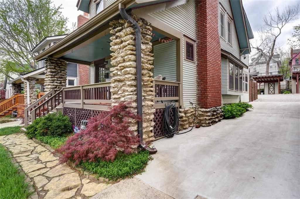 4111 Holmes Street — photo 46
