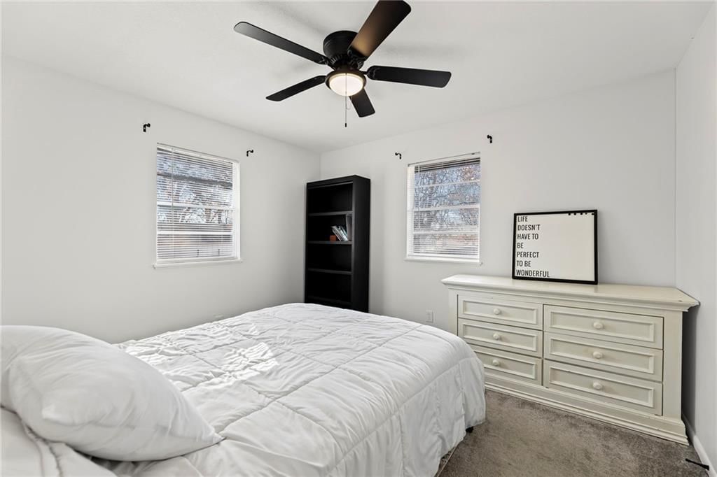 613 N Lincoln Street — photo 15