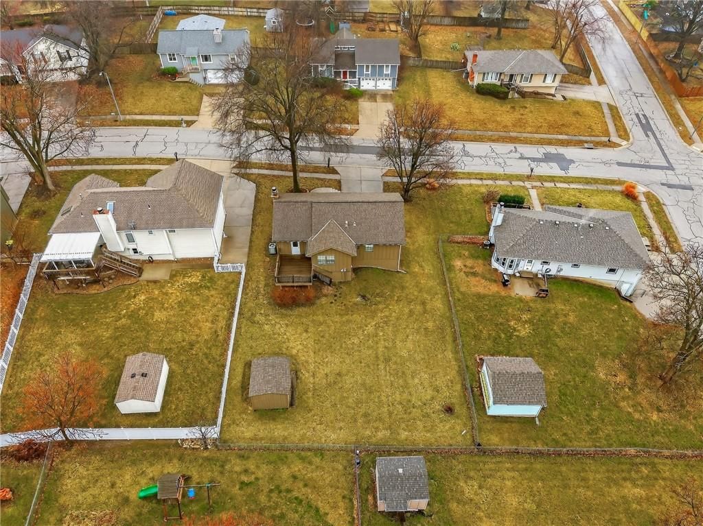 516 Sharon Drive — photo 29