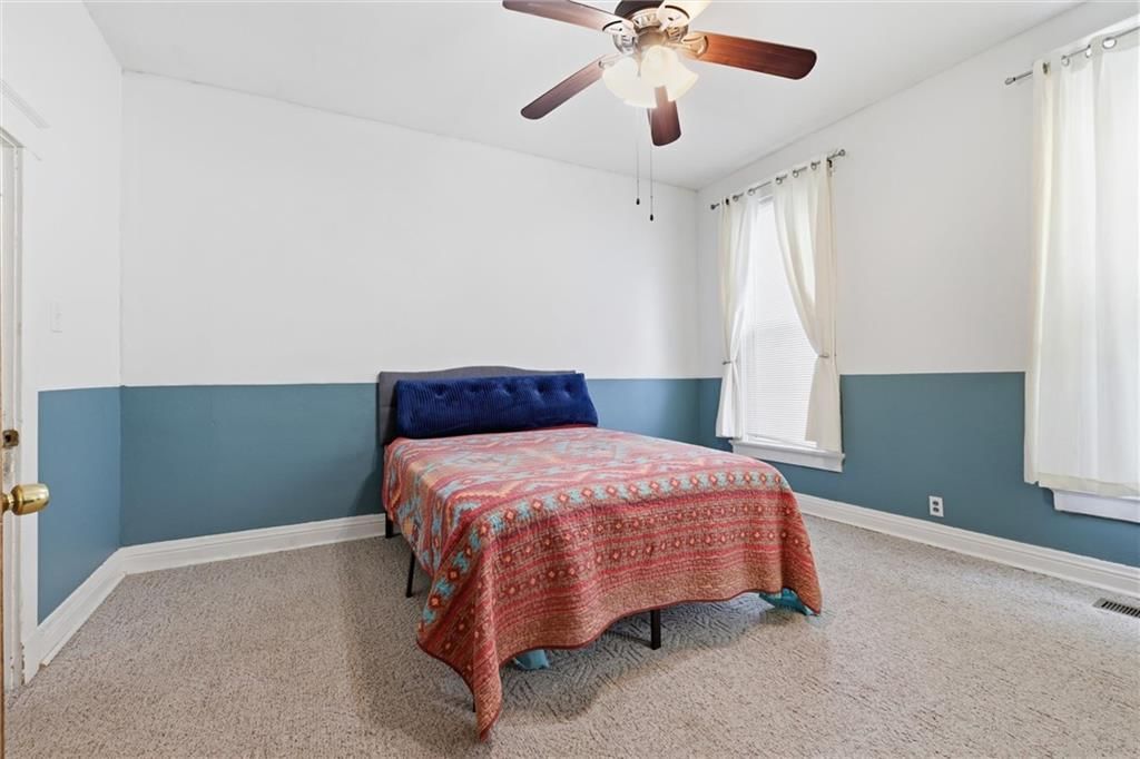 554 S Kansas City Avenue — photo 17