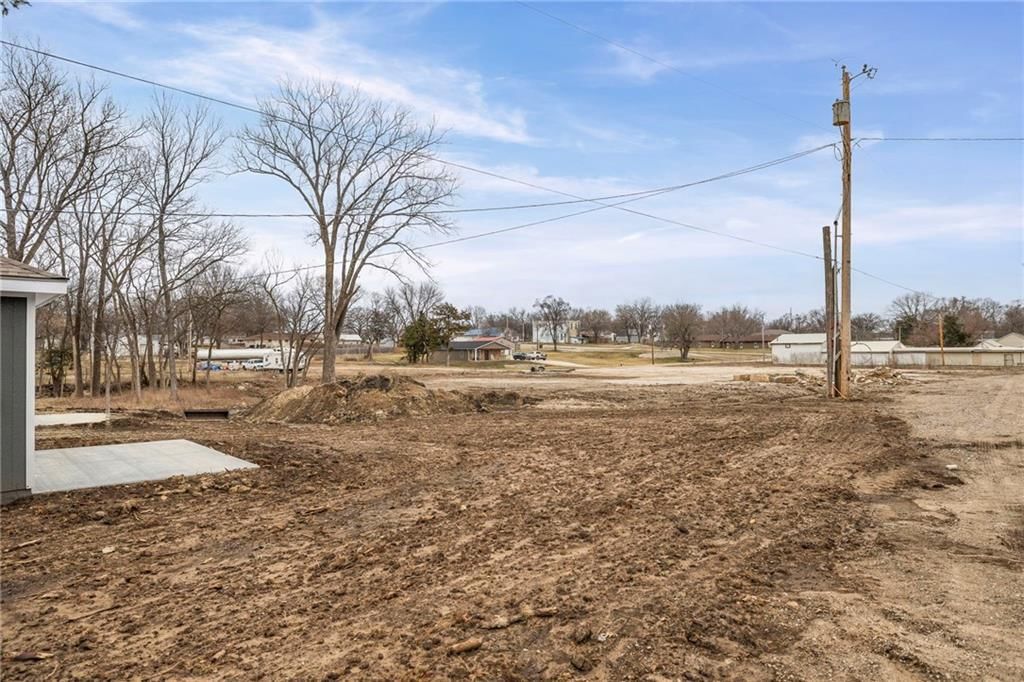 216 W 4th Street — photo 34