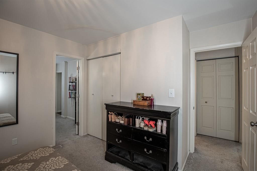 7704 E 50th Terrace — photo 36