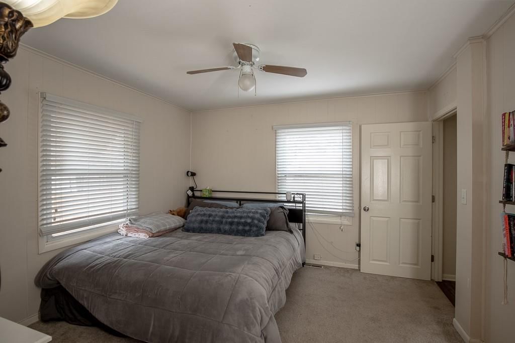 7704 E 50th Terrace — photo 37