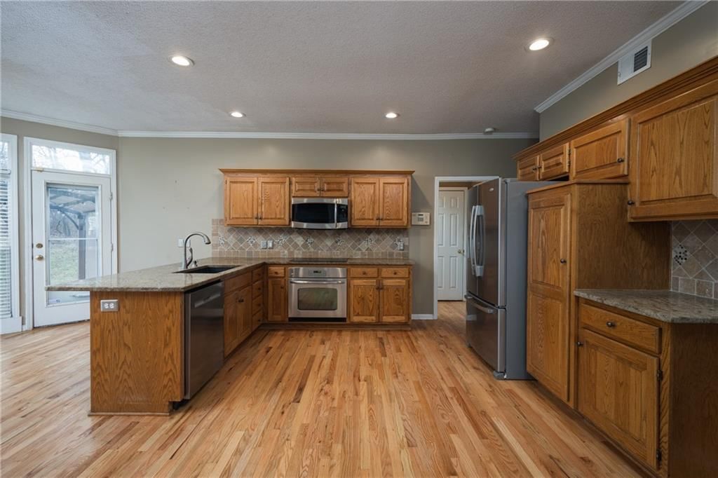 5805 Ruby Court — photo 15