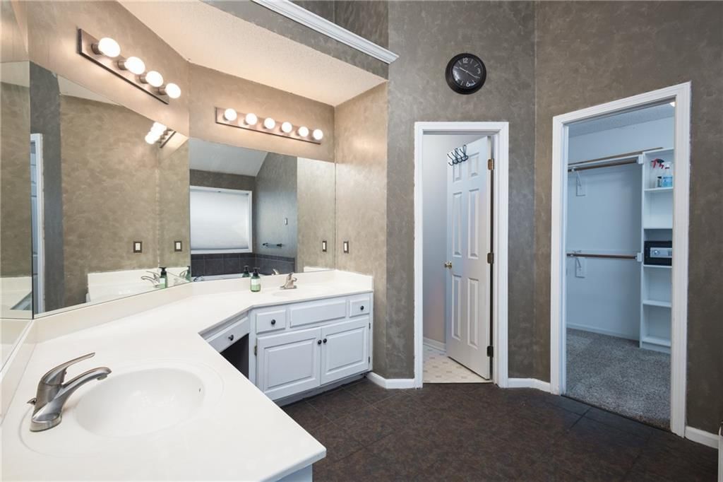 5805 Ruby Court — photo 26