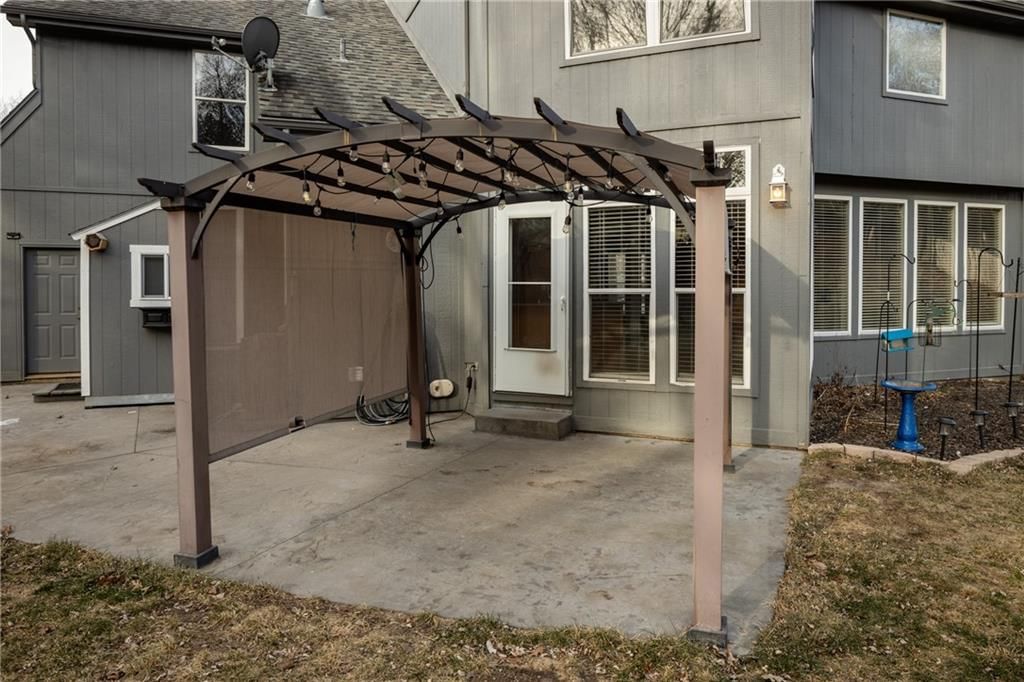 5805 Ruby Court — photo 49