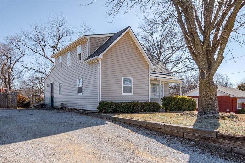 447 Sheidley Avenue — photo 2