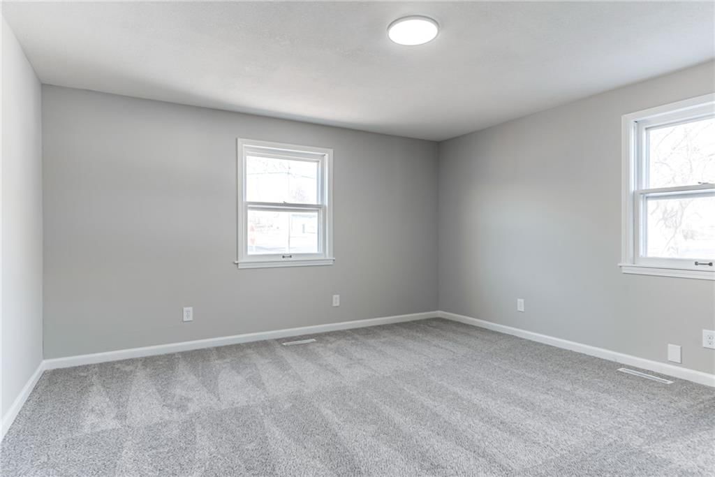 447 Sheidley Avenue — photo 22