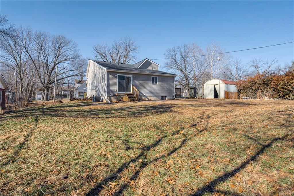 447 Sheidley Avenue — photo 35