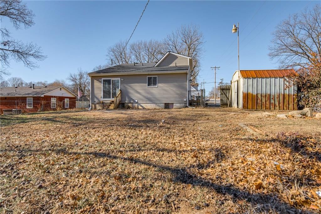 447 Sheidley Avenue — photo 36
