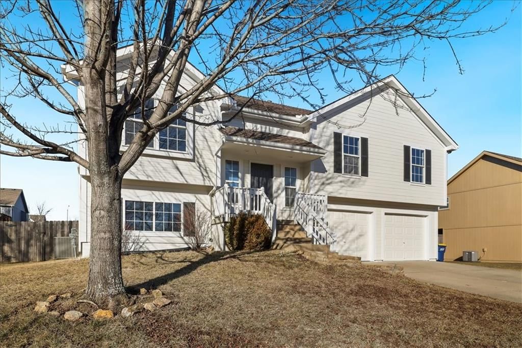 12010 White Oak Street — photo 2