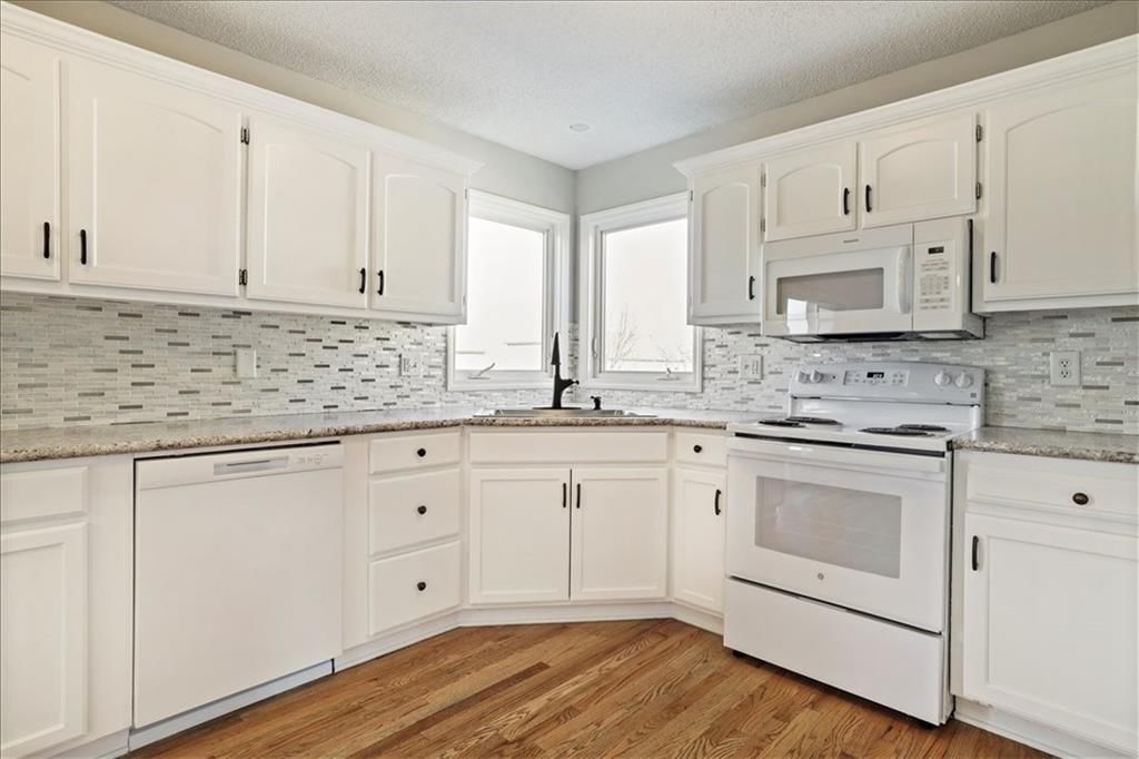 12010 White Oak Street — photo 9