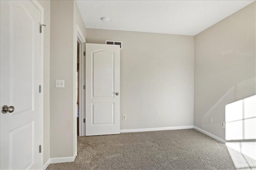 12010 White Oak Street — photo 14