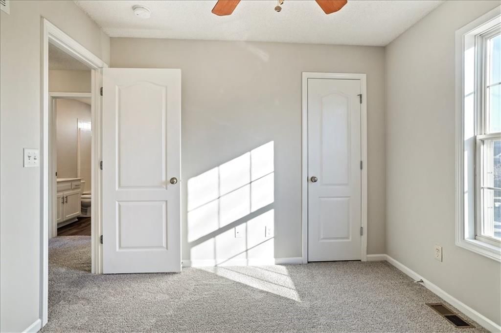 12010 White Oak Street — photo 16