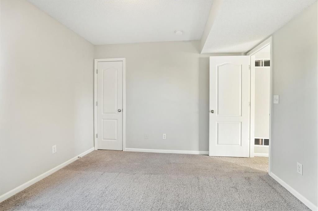 12010 White Oak Street — photo 18