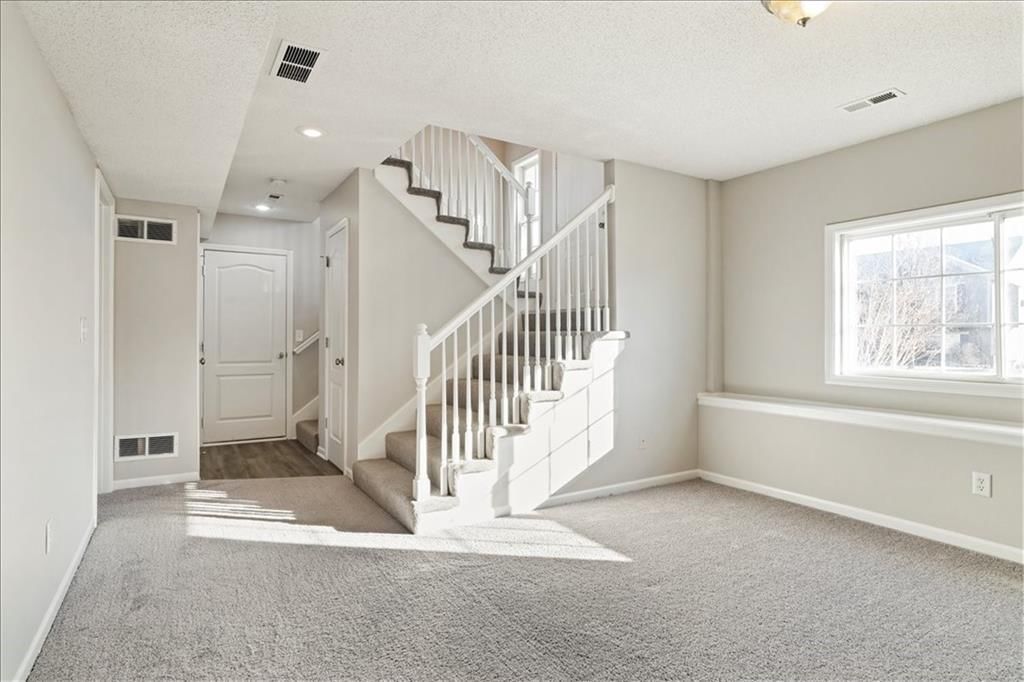 12010 White Oak Street — photo 20