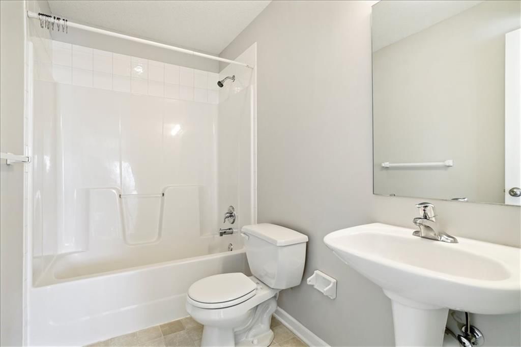 12010 White Oak Street — photo 25