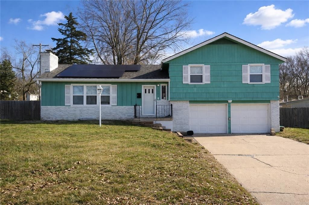 7901 Maple Avenue — photo 3