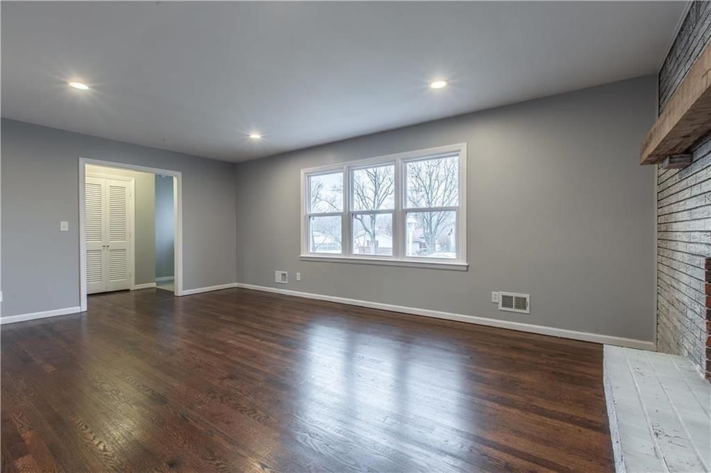 7901 Maple Avenue — photo 4