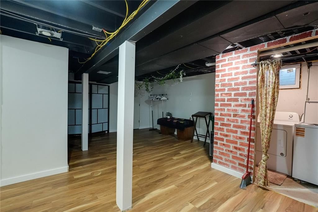 7901 Maple Avenue — photo 23