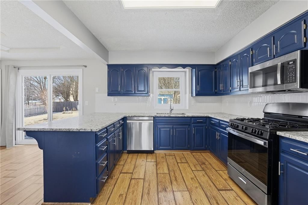 1404 NE Grand Avenue — photo 14