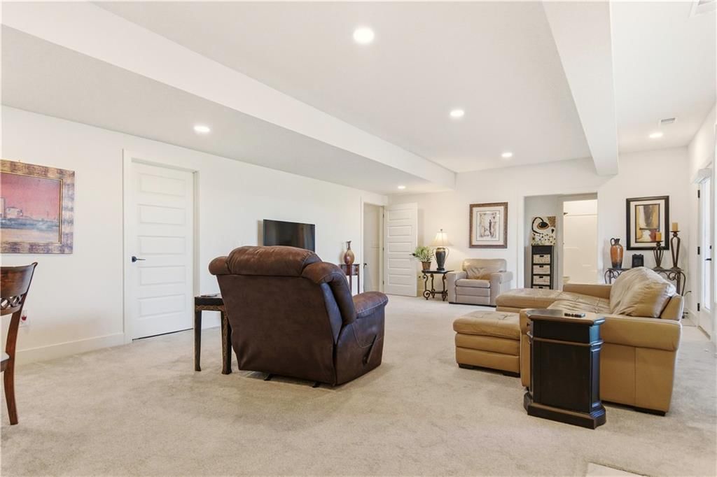1121 SW Brookside Court — photo 31