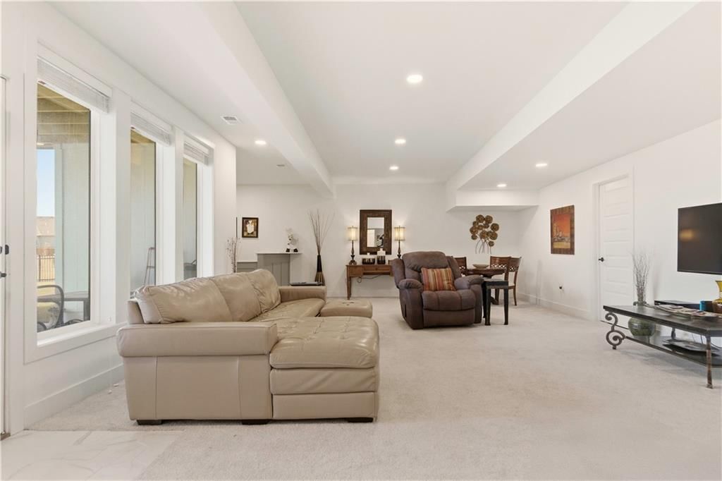 1121 SW Brookside Court — photo 34