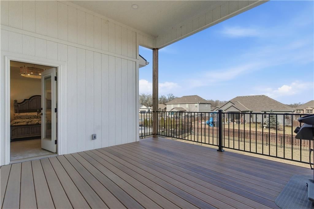 1121 SW Brookside Court — photo 48