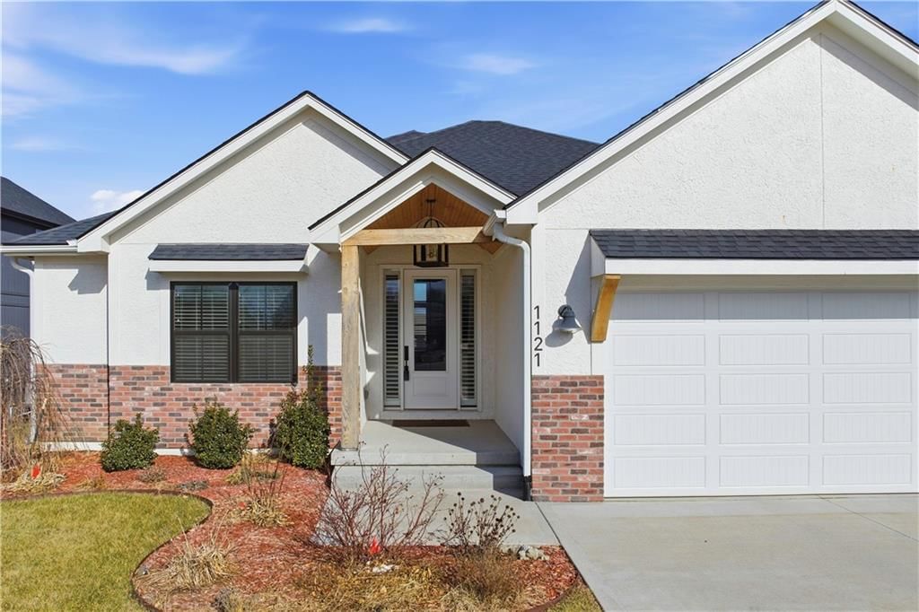 1121 SW Brookside Court — photo 55