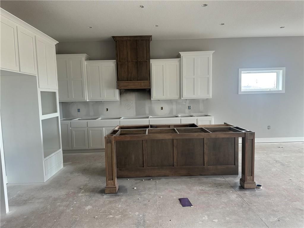 1150 W Edwards Street — photo 4