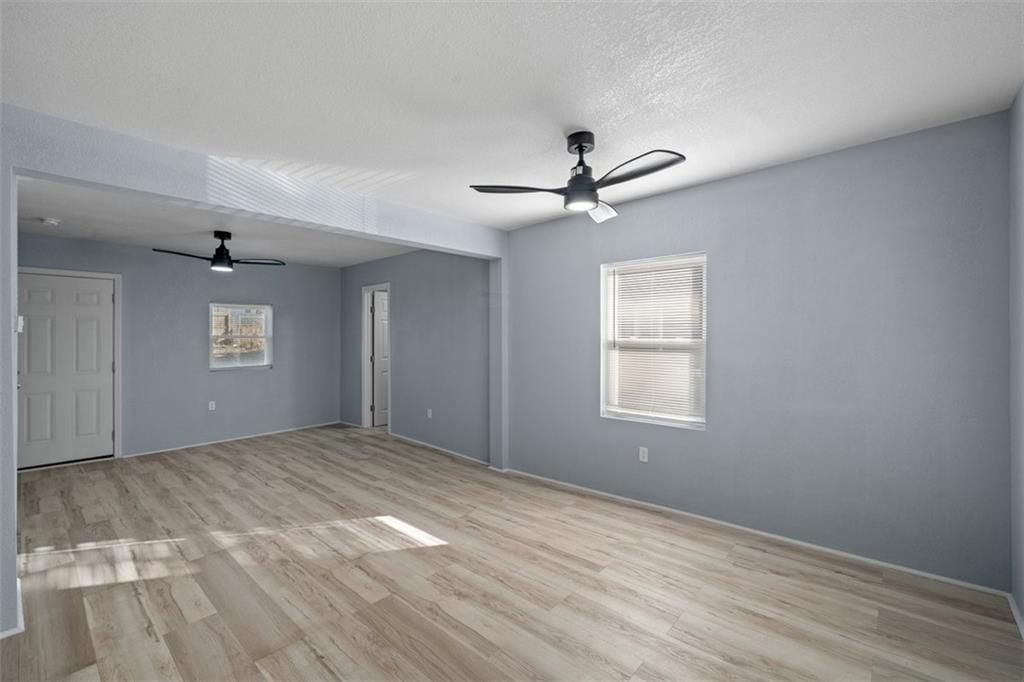 1515 S Home Avenue — photo 4