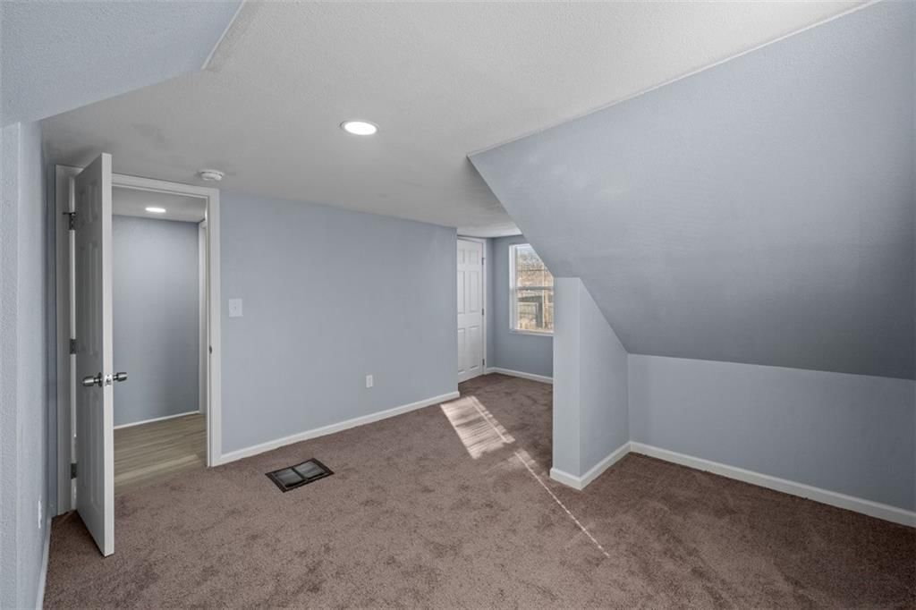 1515 S Home Avenue — photo 16