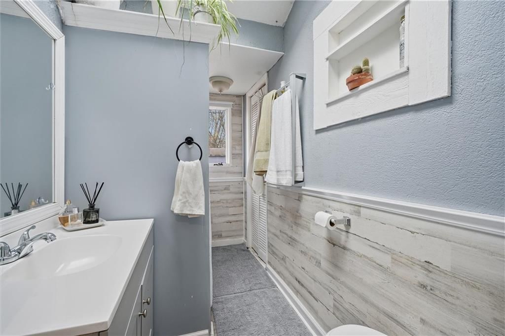 13726 Winchester Avenue — photo 15