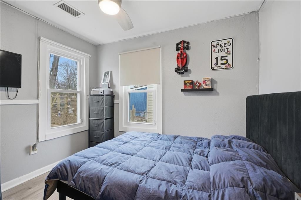 13726 Winchester Avenue — photo 16