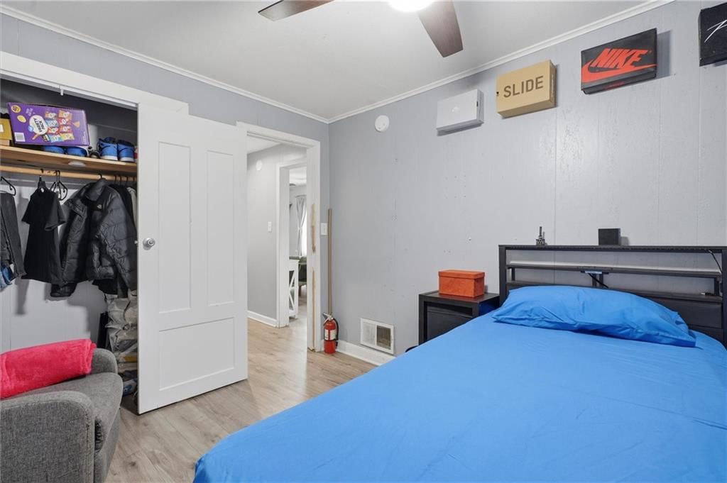 13726 Winchester Avenue — photo 19