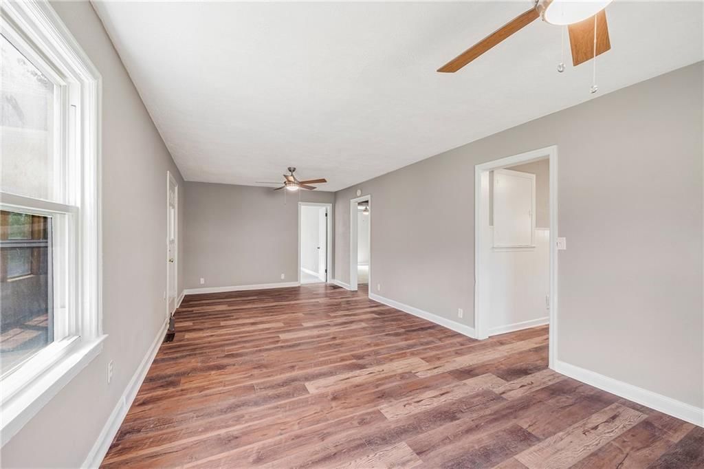 4000 Crescent Avenue — photo 9