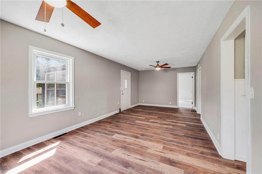 4000 Crescent Avenue — photo 10