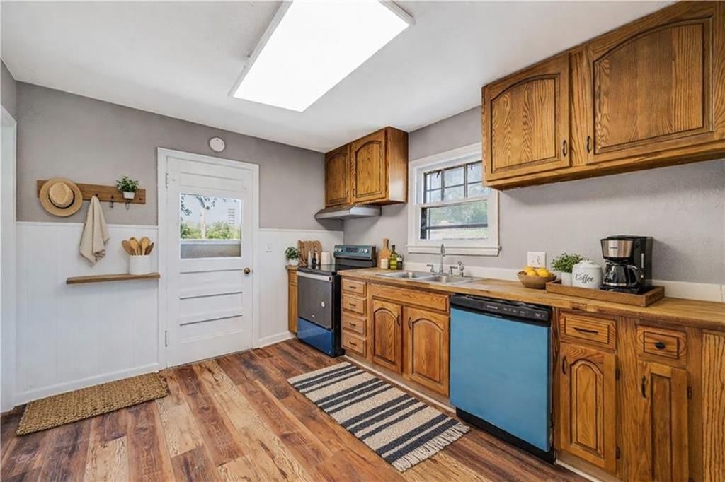 4000 Crescent Avenue — photo 11