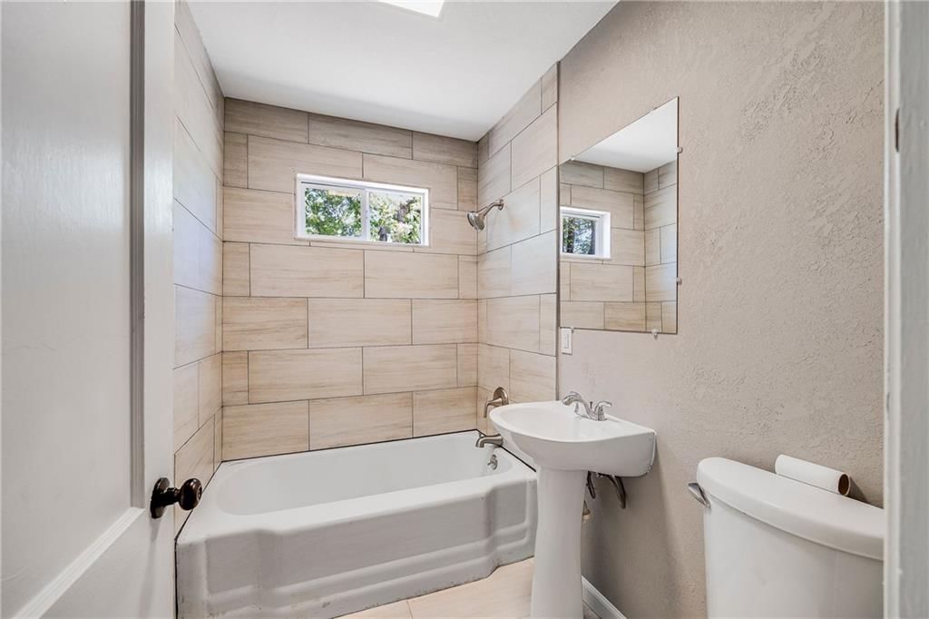 4000 Crescent Avenue — photo 22