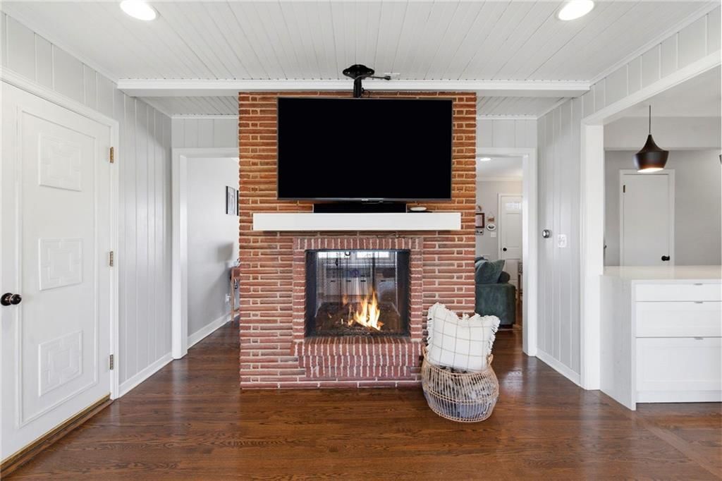 6319 Maple Drive — photo 9