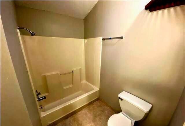 1400 COTTONWOOD Drive — photo 12