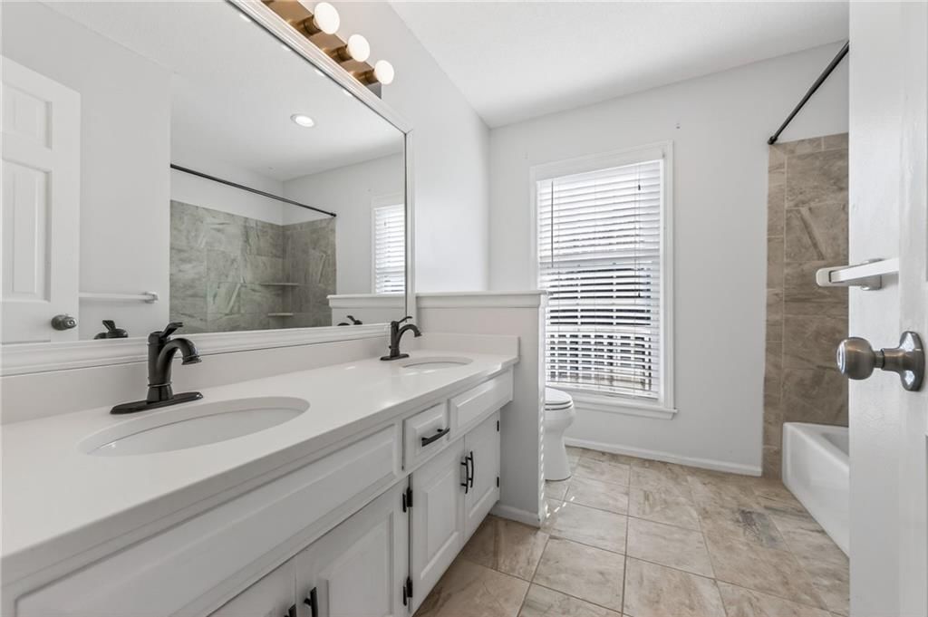 14040 W 113th Street — photo 47