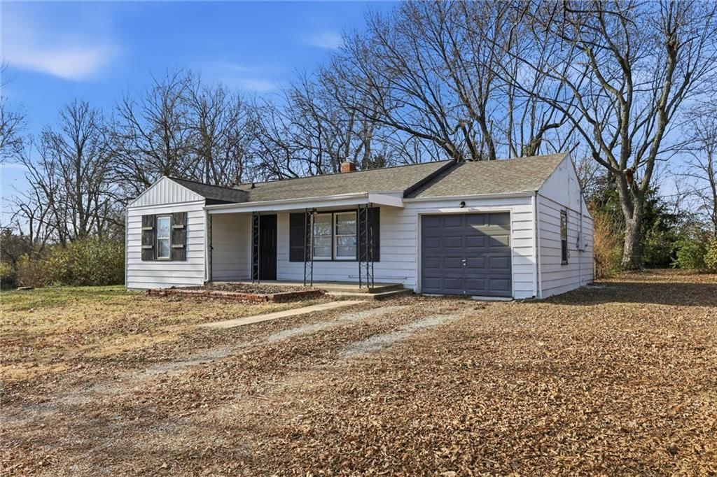 108 N Austin Street — photo 3