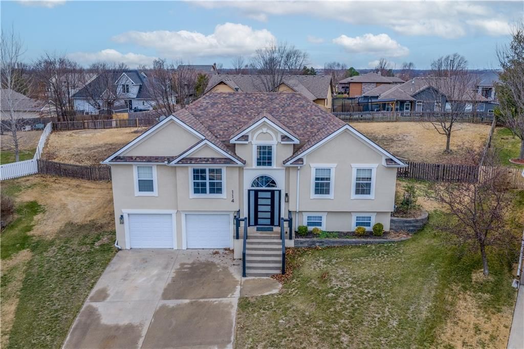 114 Deerfield Drive — photo 4