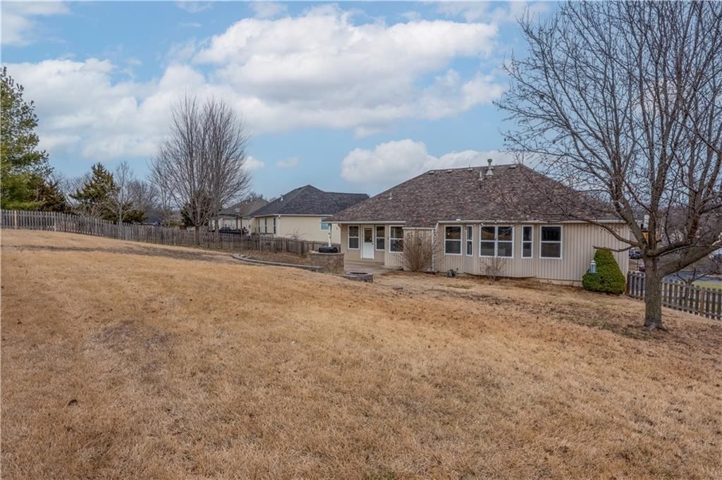 114 Deerfield Drive — photo 11