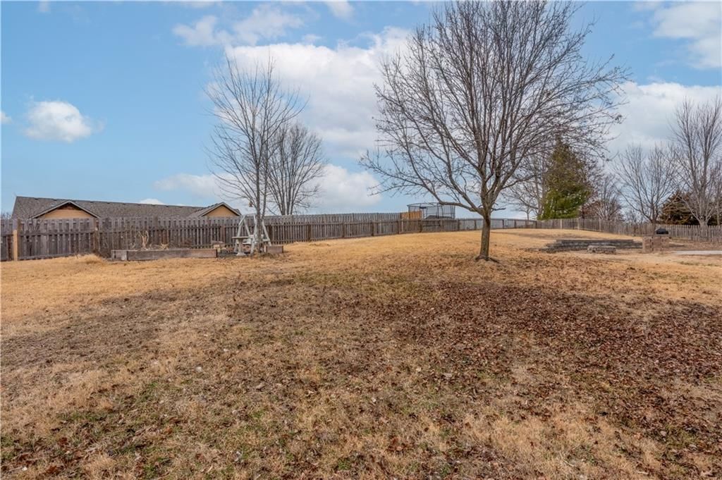 114 Deerfield Drive — photo 13