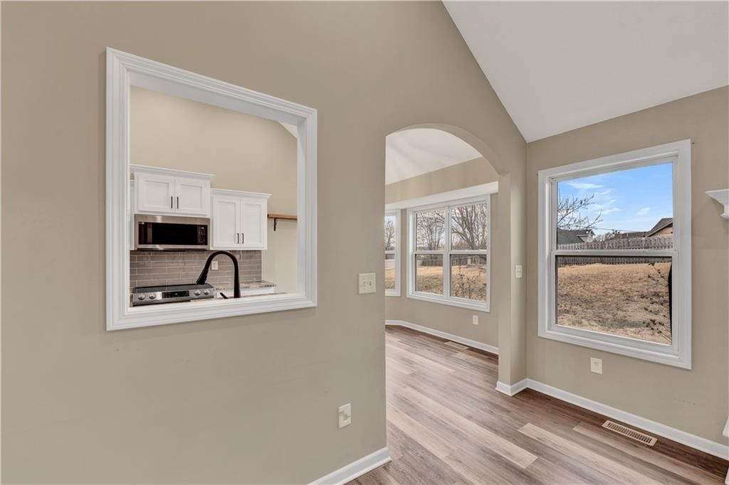 114 Deerfield Drive — photo 32