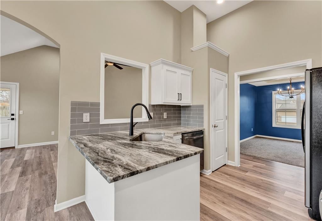 114 Deerfield Drive — photo 40