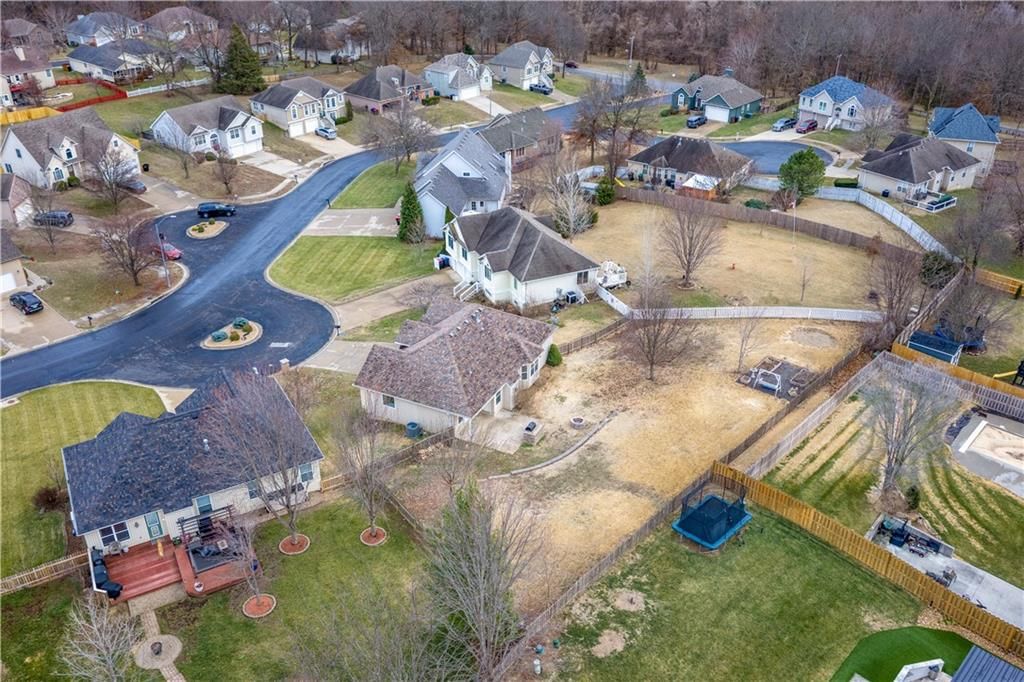 114 Deerfield Drive — photo 91