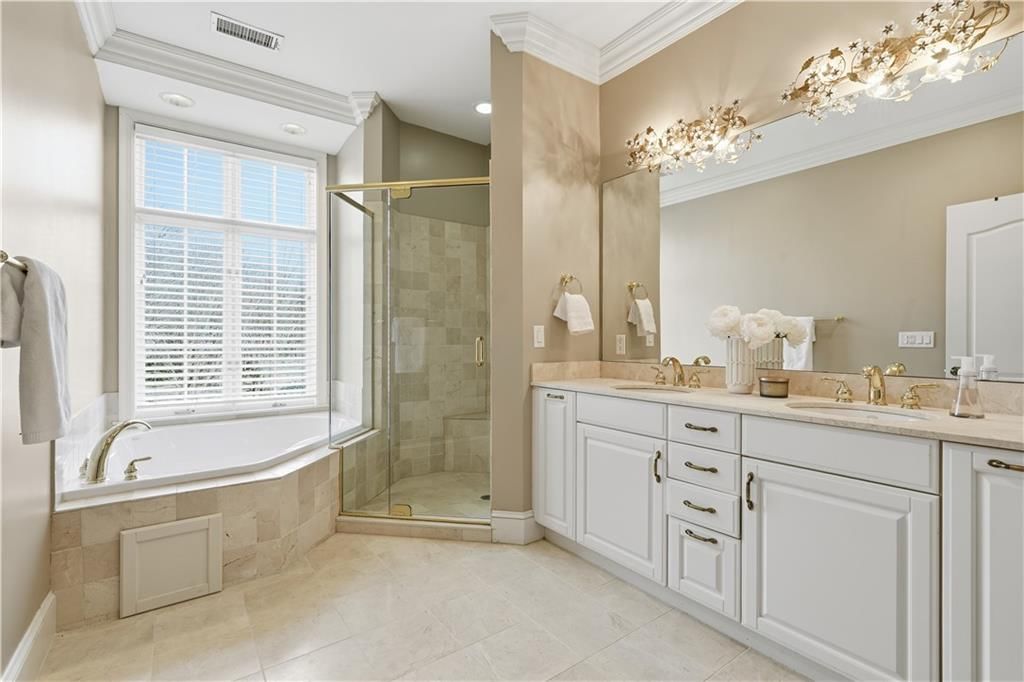 212 W 50th Street — photo 18
